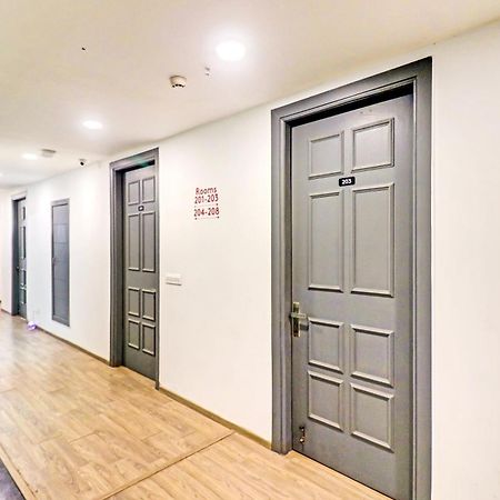 Hotel Townhouse Sector 30 Near Botanic Garden Of Indian Republic Noida Exterior foto