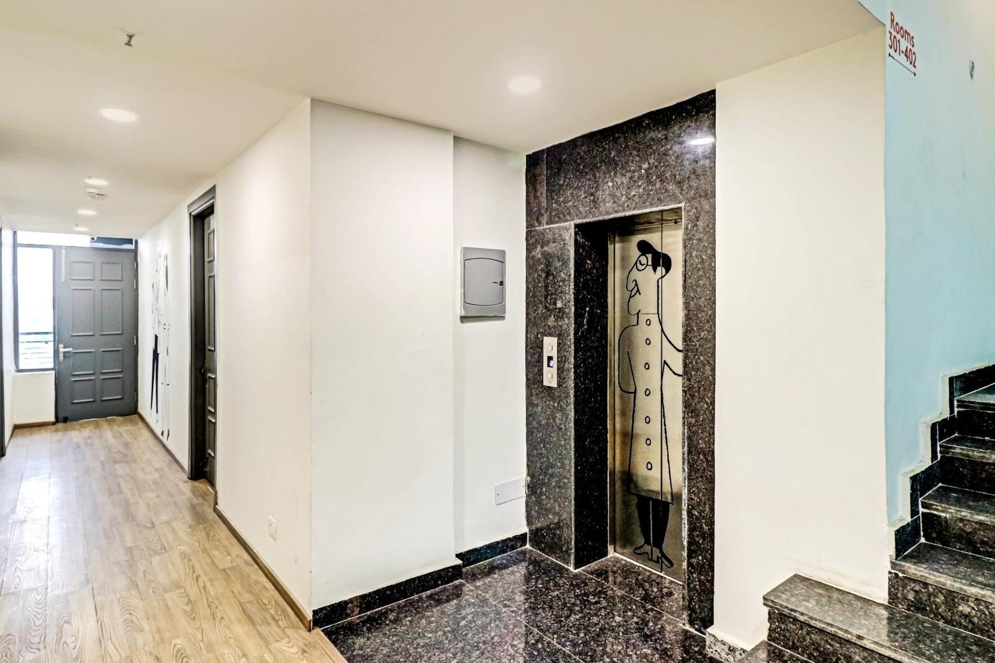 Hotel Townhouse Sector 30 Near Botanic Garden Of Indian Republic Noida Exterior foto